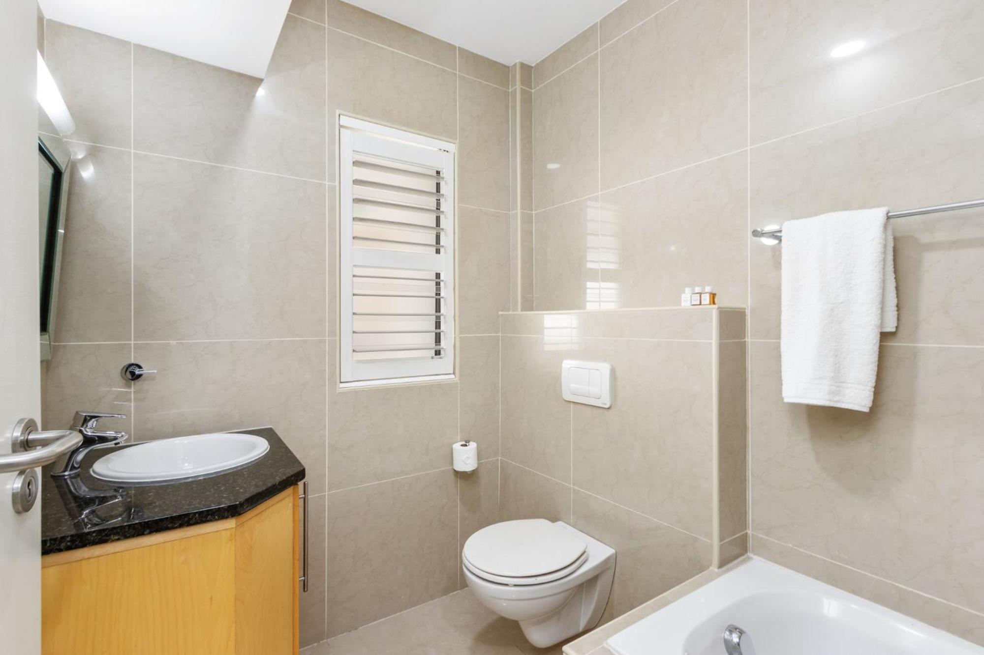 Hibernian Towers 503 By Host Agents