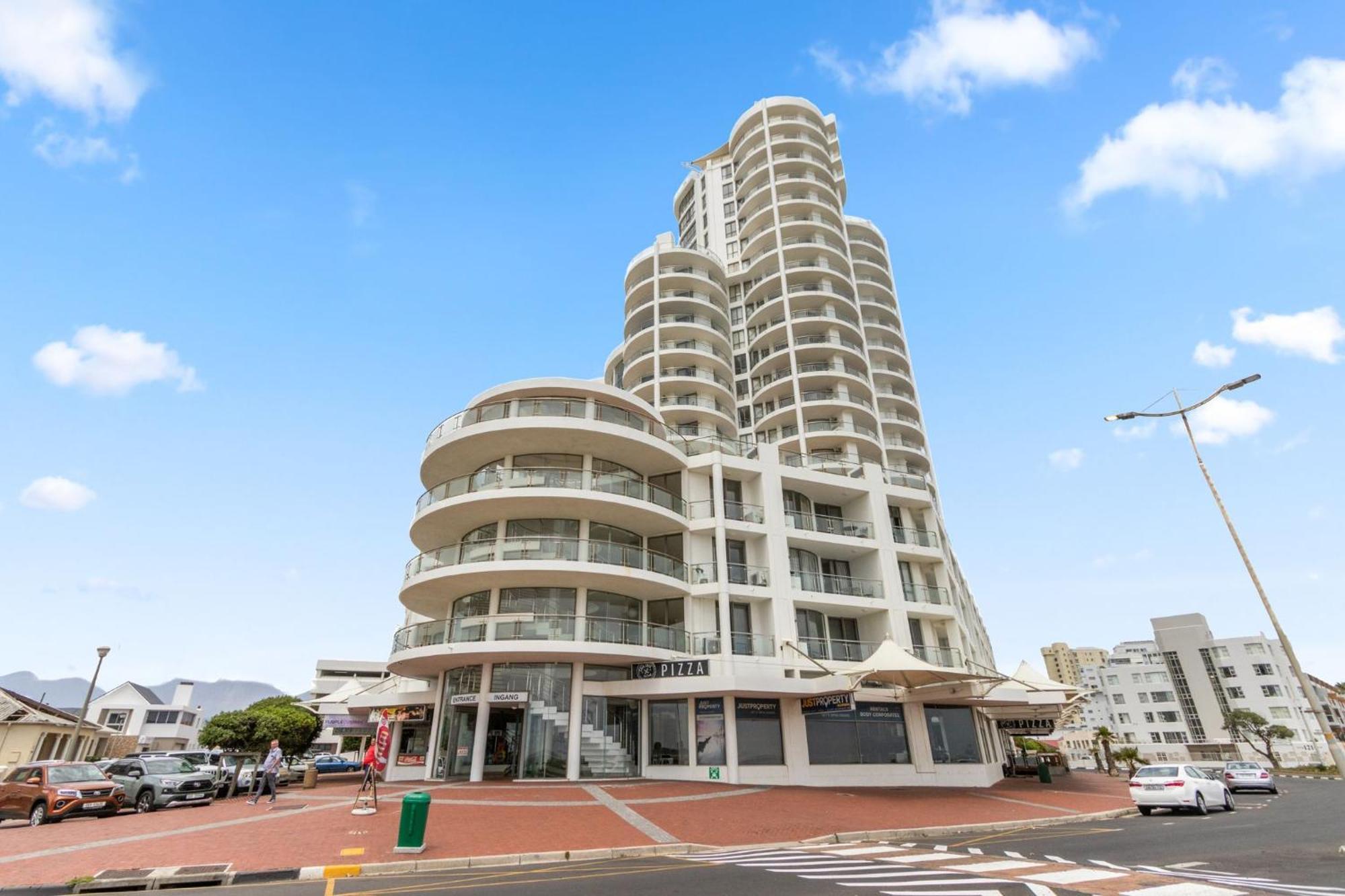 Hibernian Towers 503 By Host Agents Apartment *