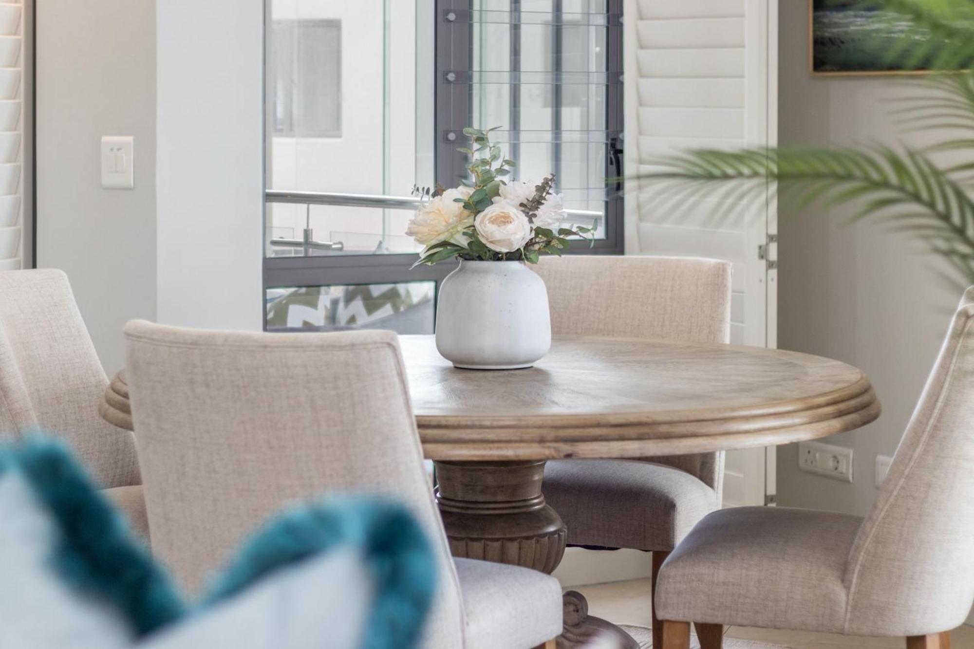Apartment Hibernian Towers 503 By Host Agents *